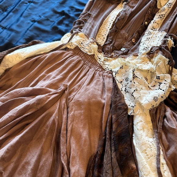 Vintage Brown and Cream Dress - Picture 4 of 5